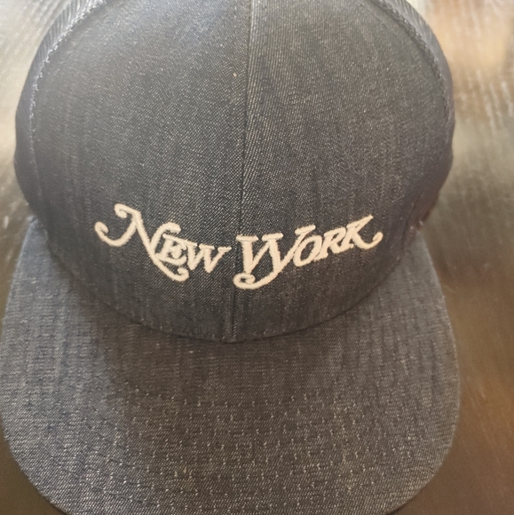 New York Based Artist limited release - Picture 2 of 3